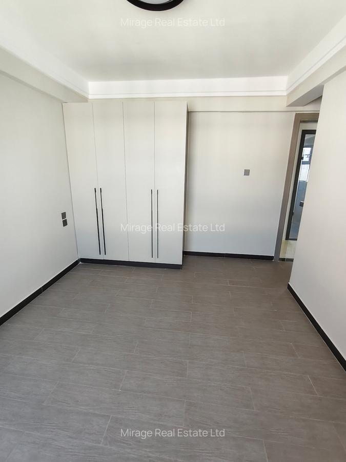 4 Bed Apartment with Gym in Kilimani - 3