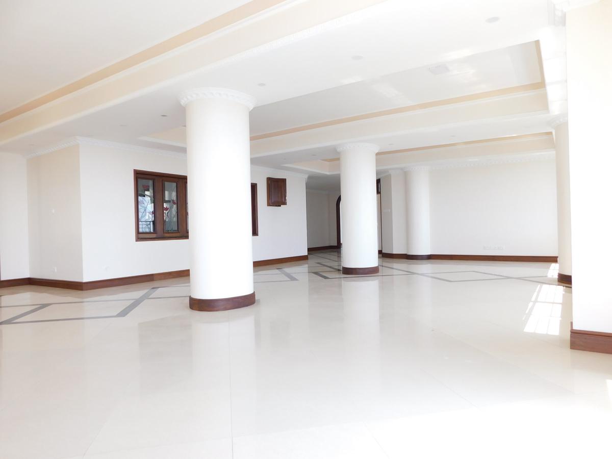 5 Bed Apartment with En Suite in Kizingo - 9