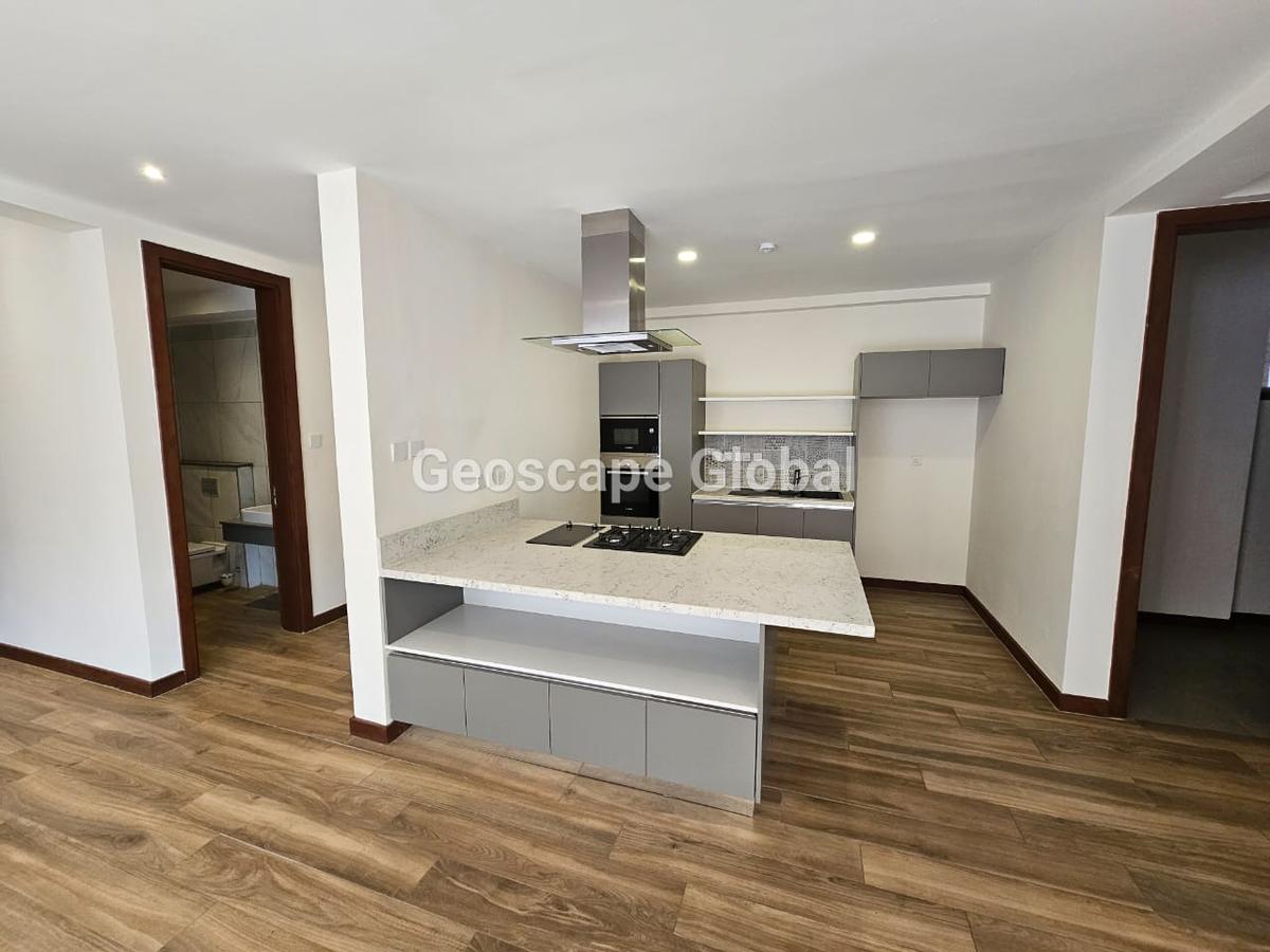 3 Bed Apartment with En Suite in Spring Valley - 6