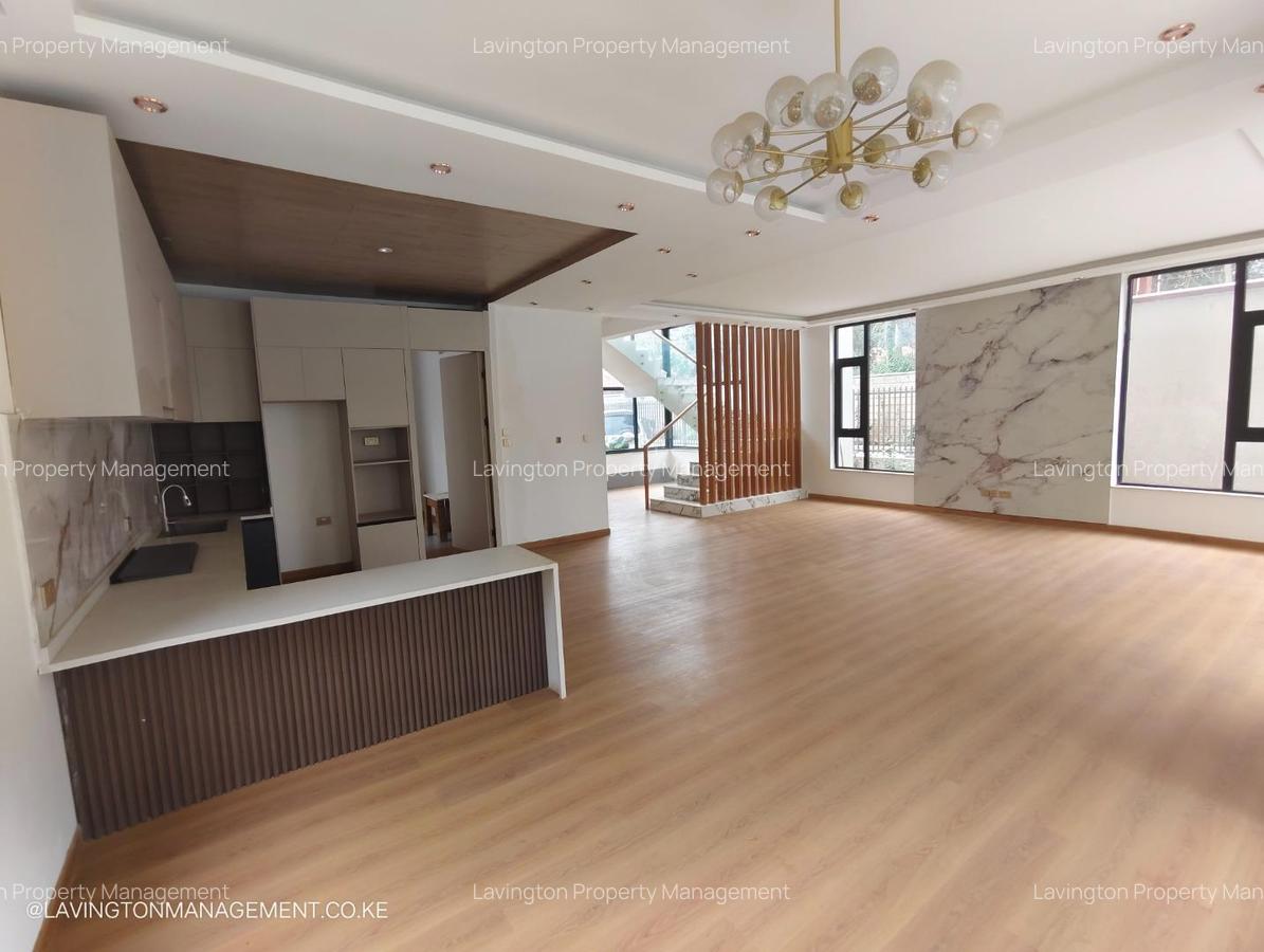 5 Bed Townhouse with En Suite at Lavington Green - 4