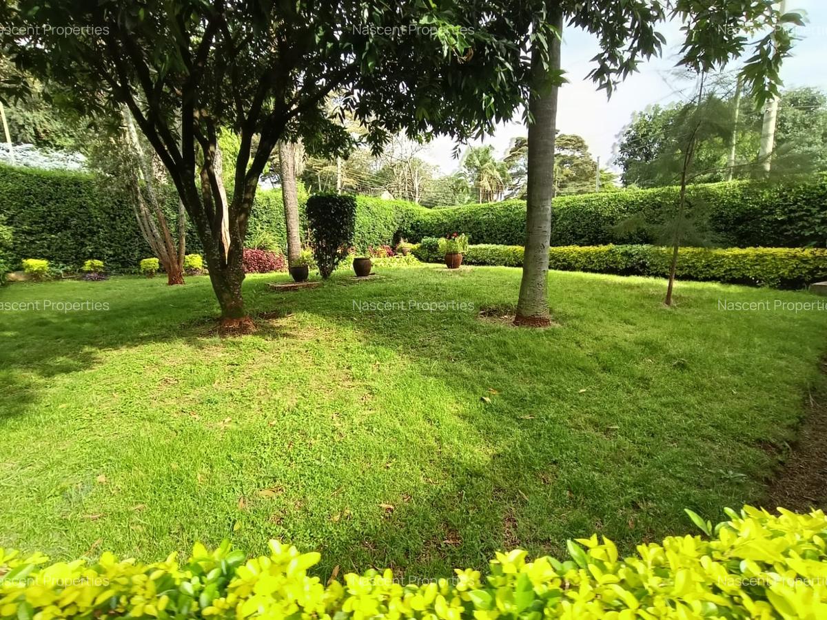 6 Bed House with En Suite in Runda - 5