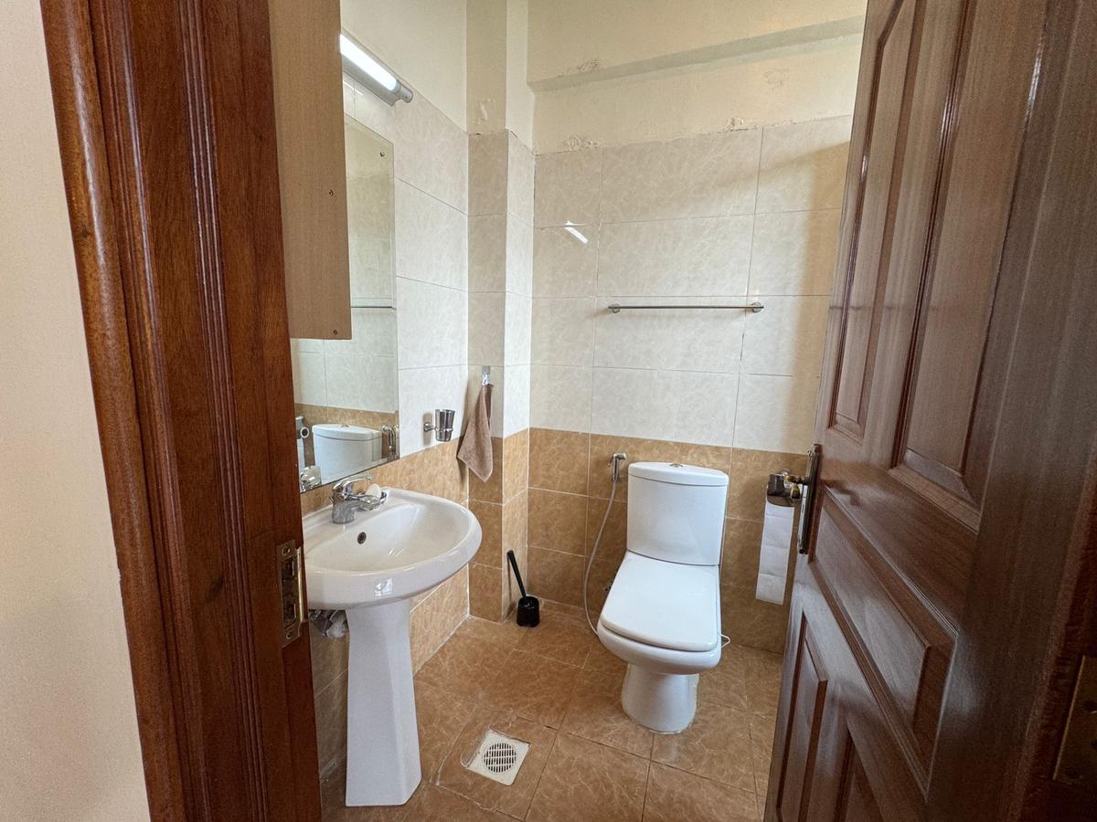 4 Bed Apartment with En Suite in Riara Road - 7