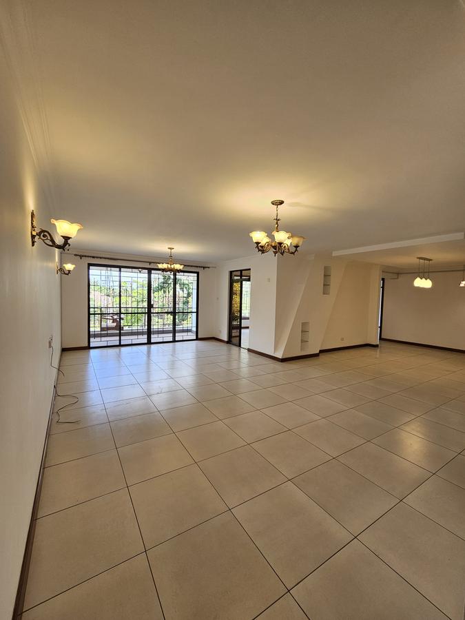 4 Bed Apartment with En Suite at Spring Valley - 4