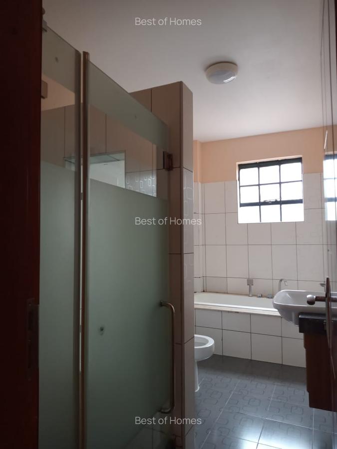 3 Bed Apartment with En Suite in Lavington - 11