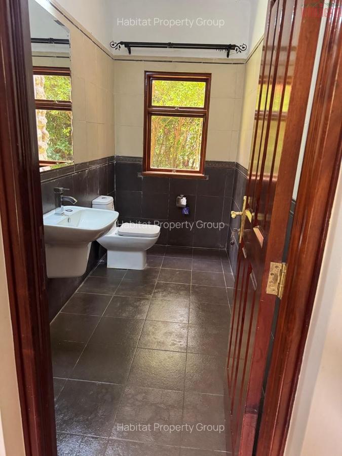 5 Bed House at Windy Ridge - 11