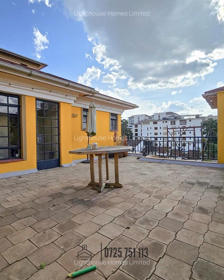 3 Bed Apartment with En Suite at Riverside Drive - 12