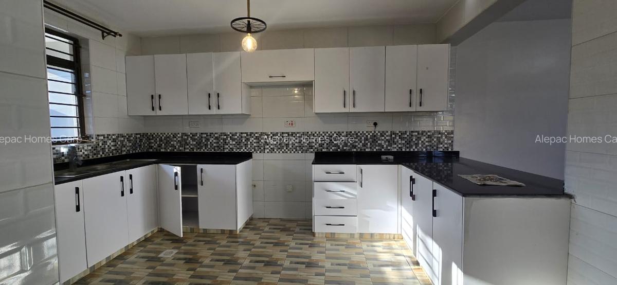 5 Bed House with En Suite at Varsityville - 4