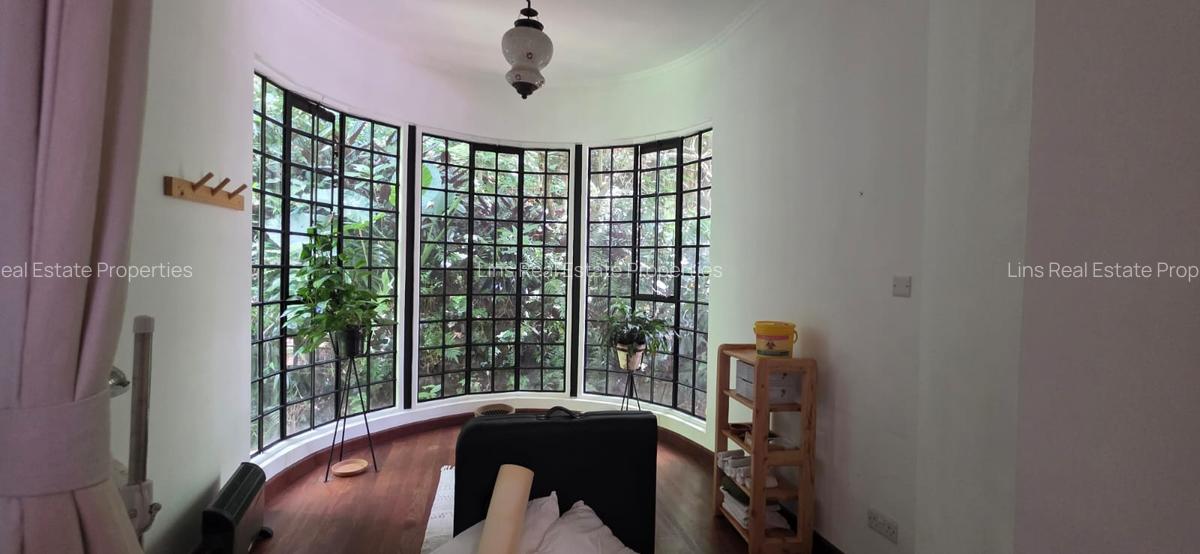 4 Bed House with En Suite in Kyuna - 10