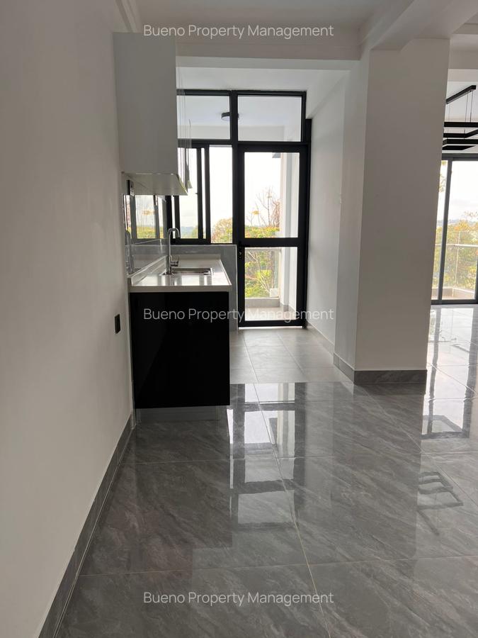 2 Bed Apartment with Gym in Kilimani - 3