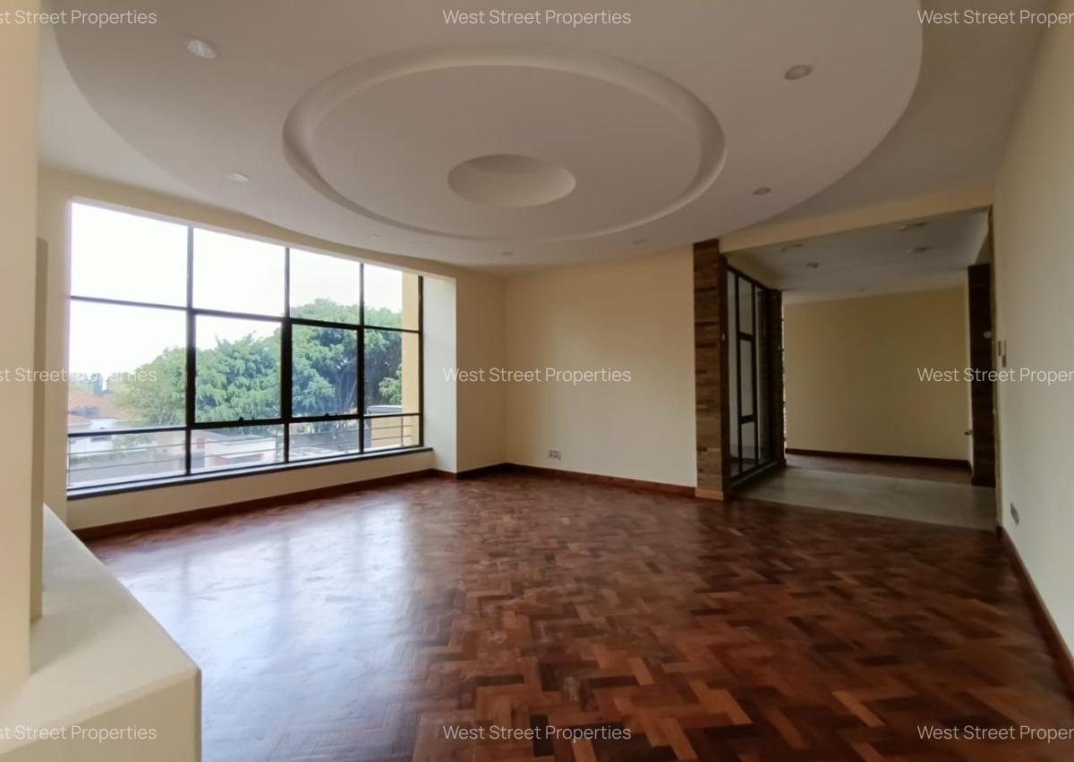 5 Bed Villa with En Suite at Lavington - 4