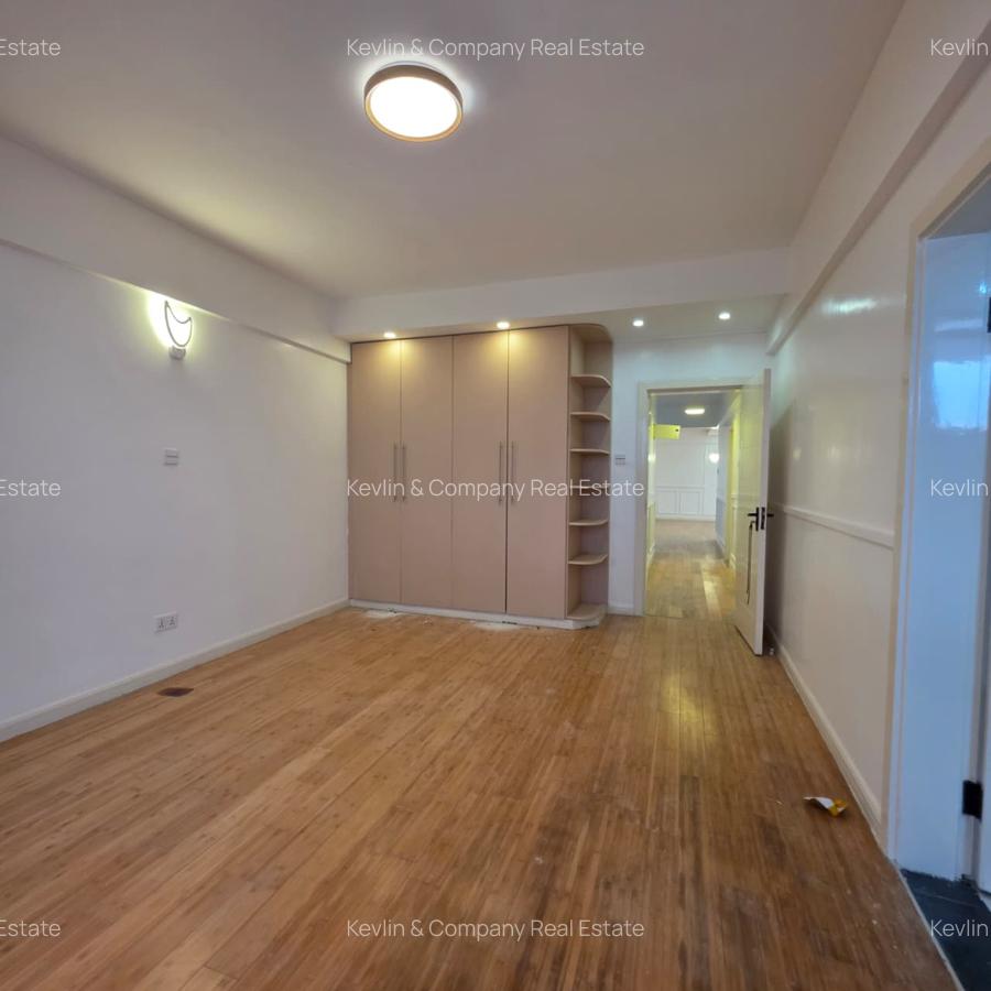 4 Bed Apartment with En Suite in Kileleshwa - 15