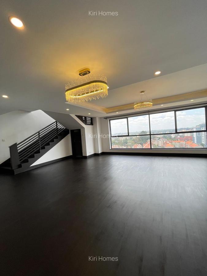 4 Bed Apartment with En Suite in Lavington - 1