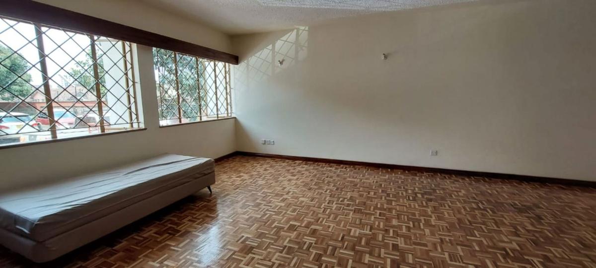 4 Bed House with En Suite in Kileleshwa - 2
