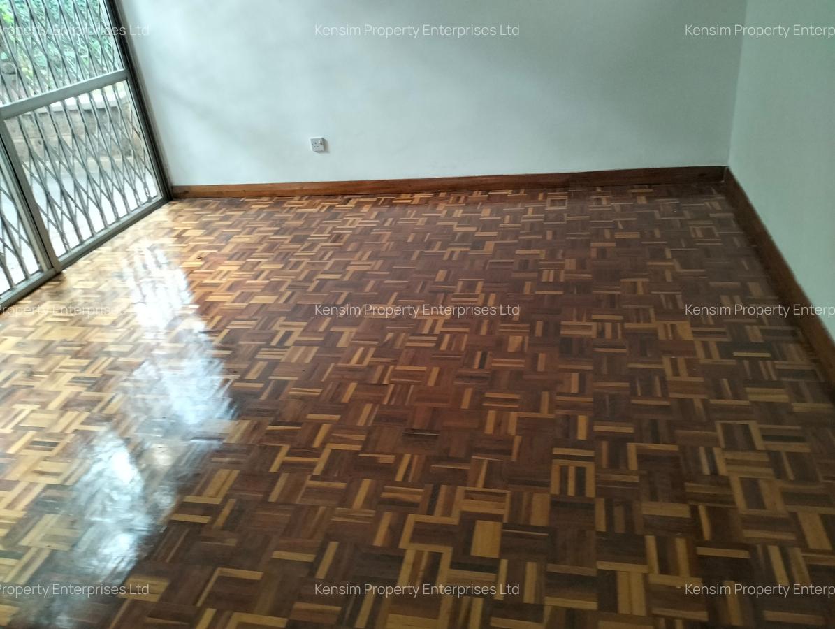 4 Bed Townhouse with En Suite in Lavington - 8