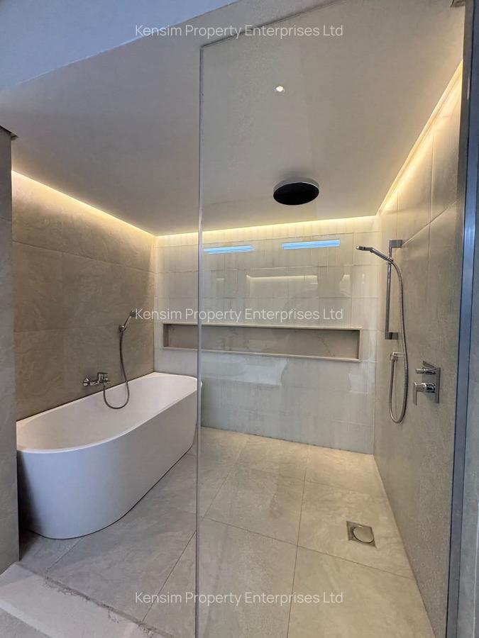 6 Bed Townhouse with En Suite in Lavington - 9