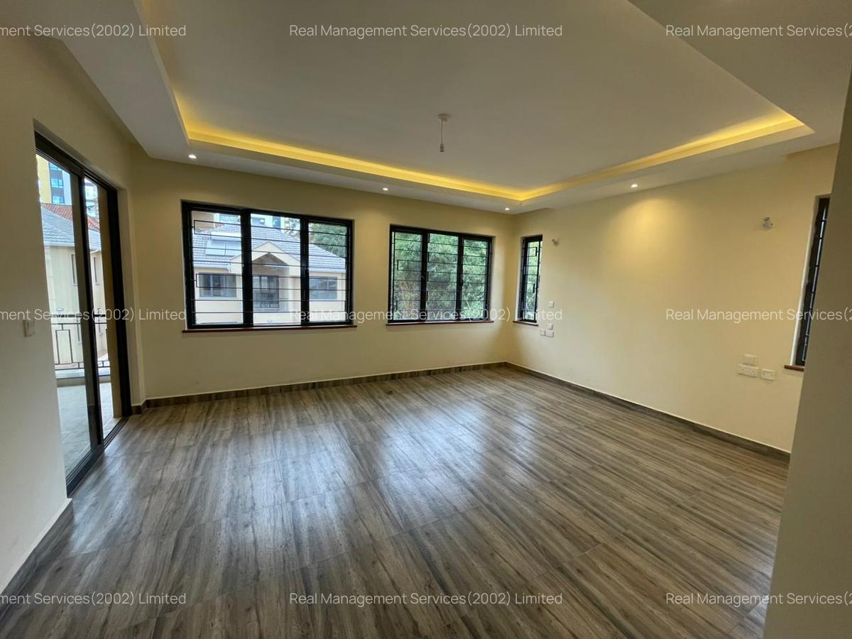 4 Bed Townhouse with En Suite at Othaya Road - 6