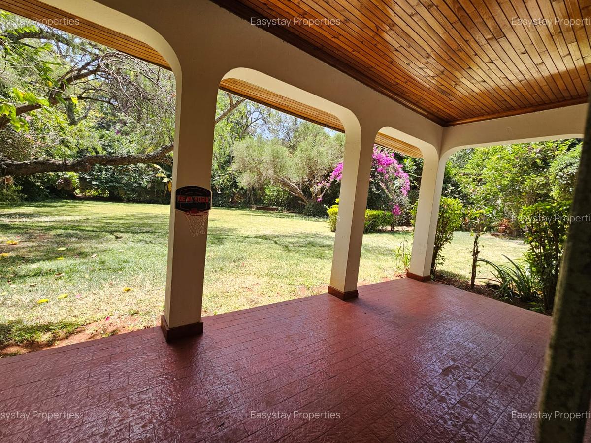 5 Bed Apartment with En Suite in Kyuna - 2