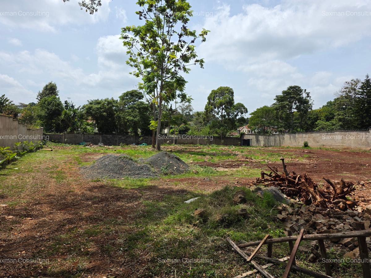 Land in Runda - 2