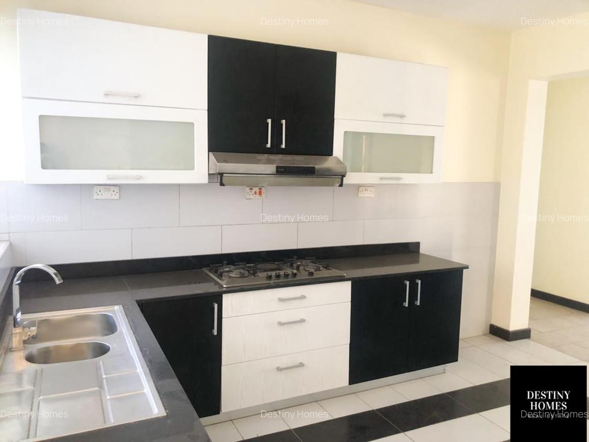 2 Bed Apartment with En Suite in Kileleshwa - 5