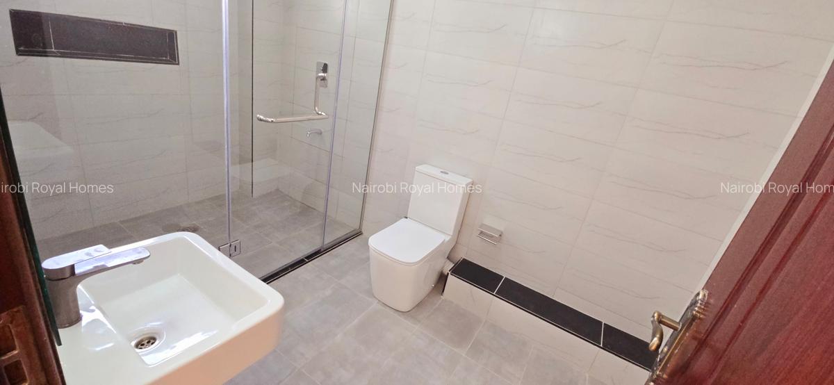 3 Bed Apartment with En Suite at Lavington Hatheru - 15