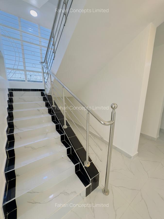 4 Bed Townhouse with En Suite at Muigai - 7