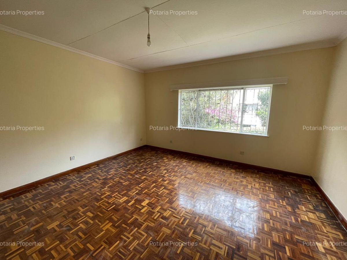 5 Bed House with En Suite in Kyuna - 8