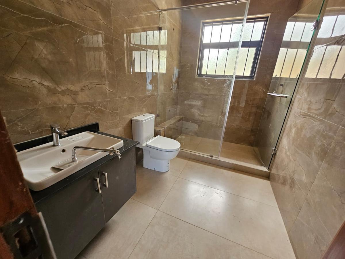 6 Bed House with En Suite in Lower Kabete - 10