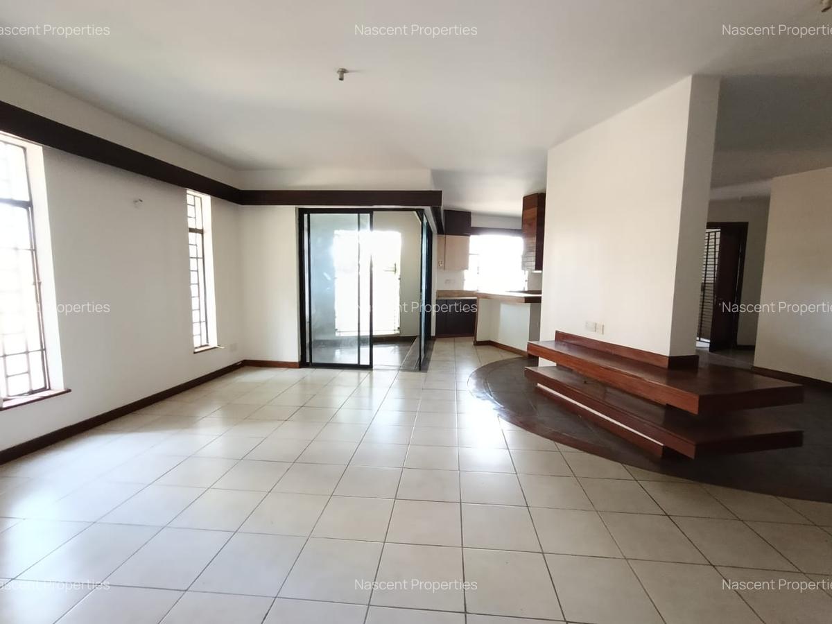 3 Bed Apartment with En Suite in Parklands - 1