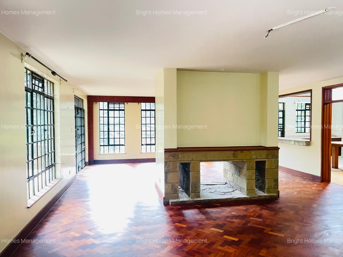 4 Bed Villa with En Suite in Muthaiga - 5