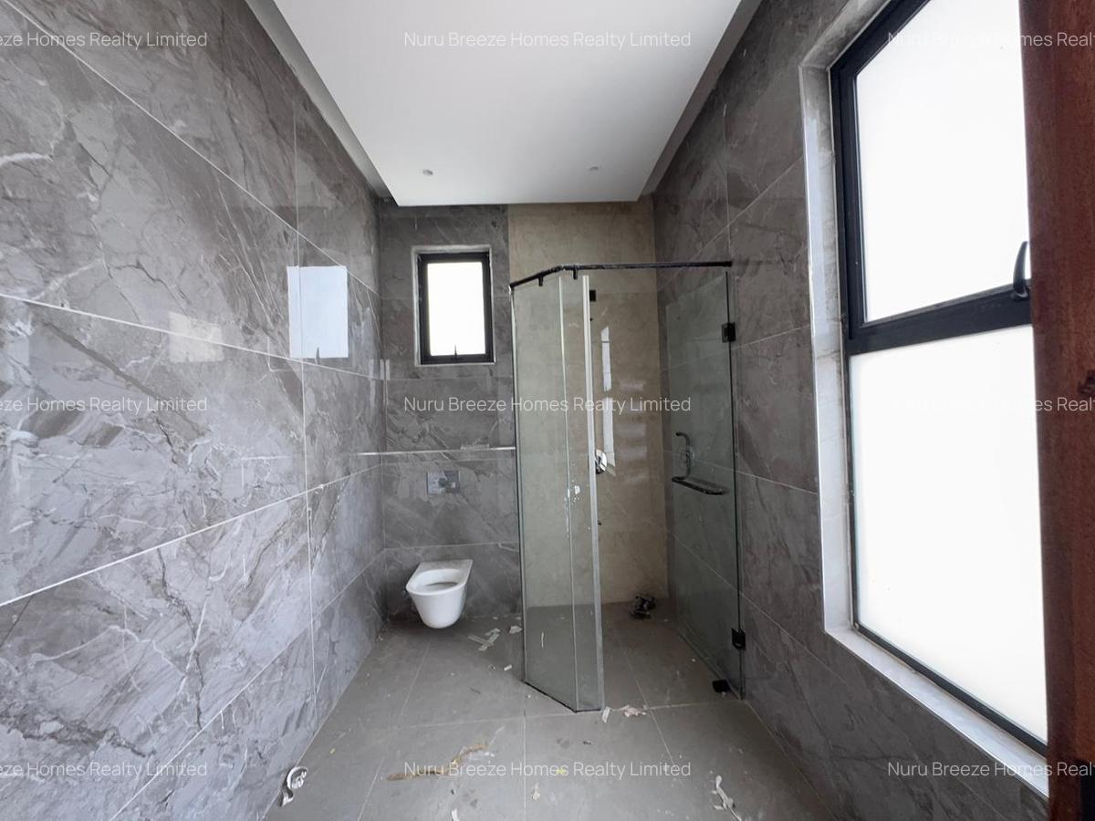 3 Bed Apartment with En Suite in Riverside - 9