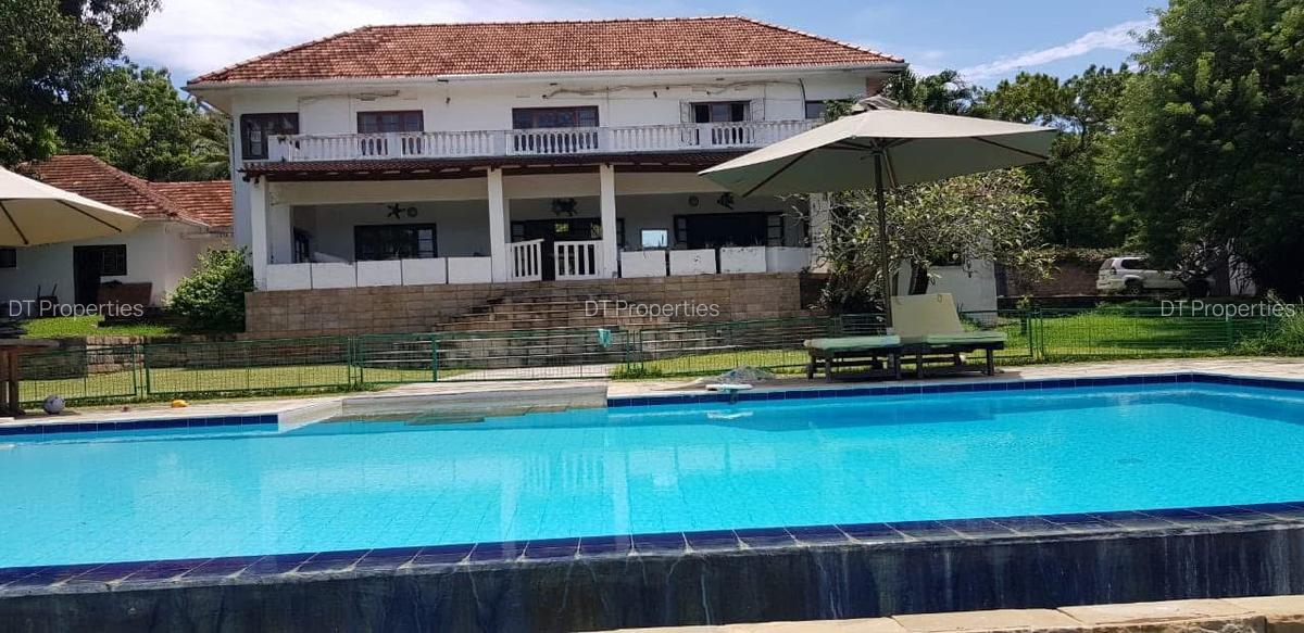 4 Bed House with En Suite at Nyali - 3