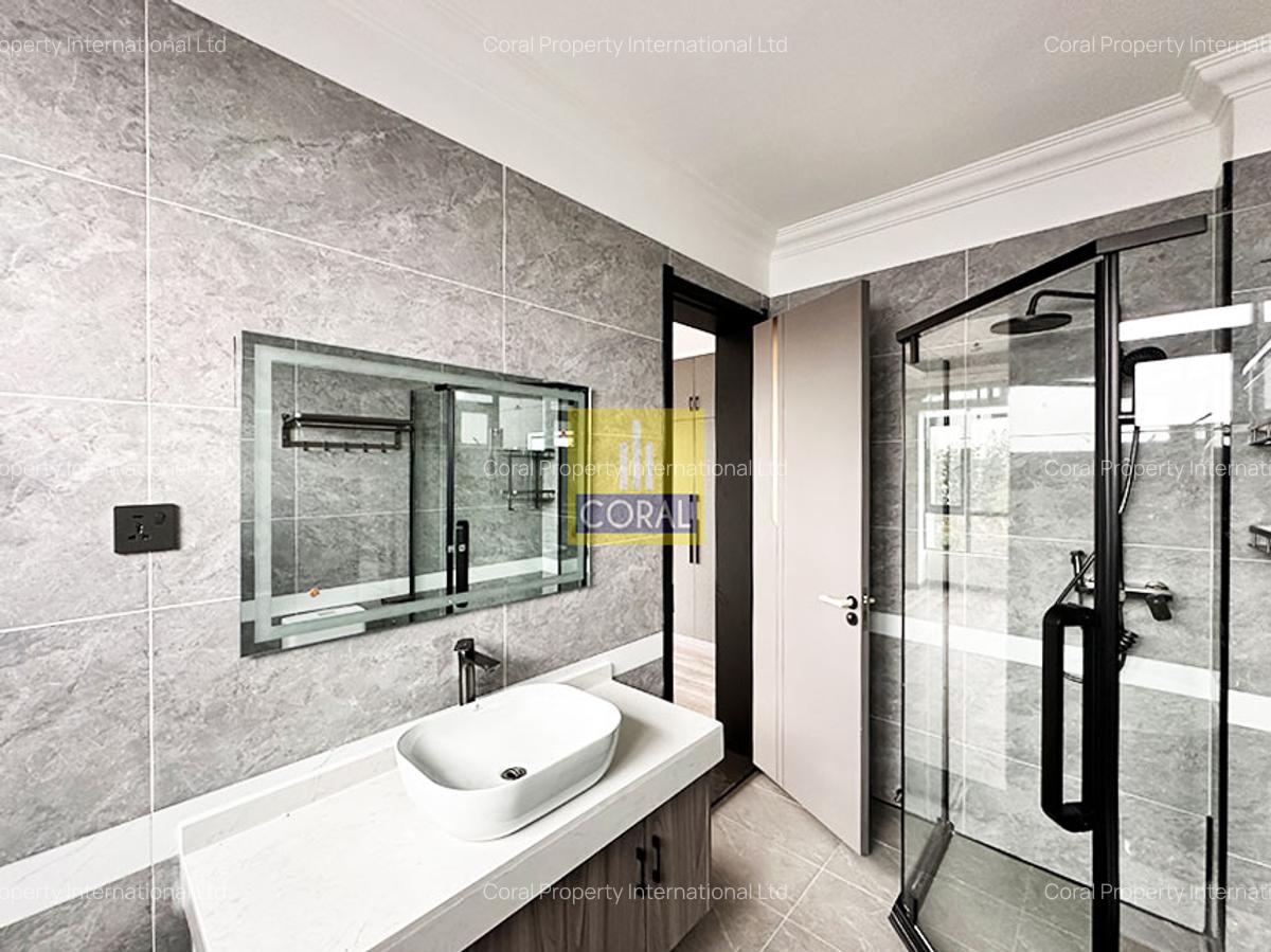 3 Bed Apartment with En Suite in Lavington - 15