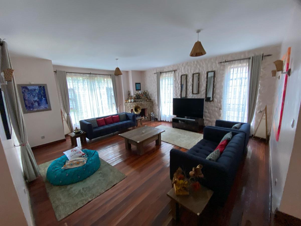 4 Bed House with En Suite in Spring Valley - 17