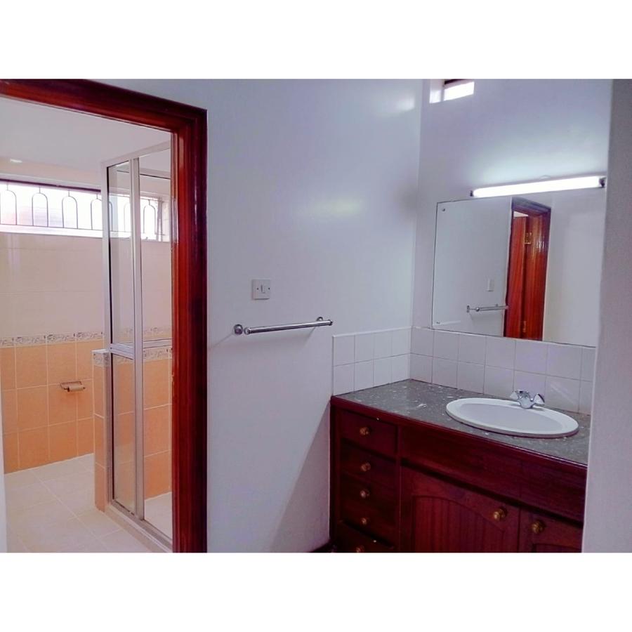 4 Bed Townhouse with En Suite in Lower Kabete - 5