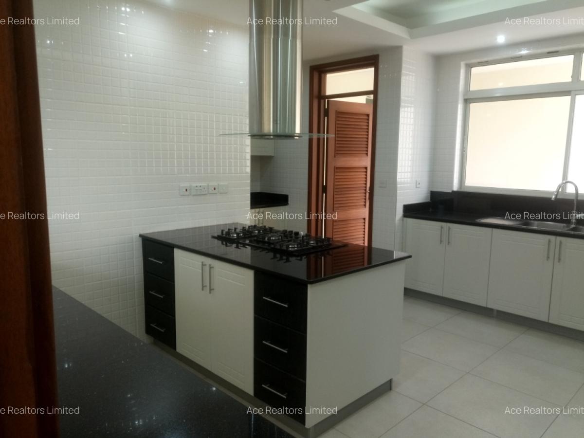3 Bed Apartment with En Suite at 2Nd Parklands Avenue Nairobi - 7