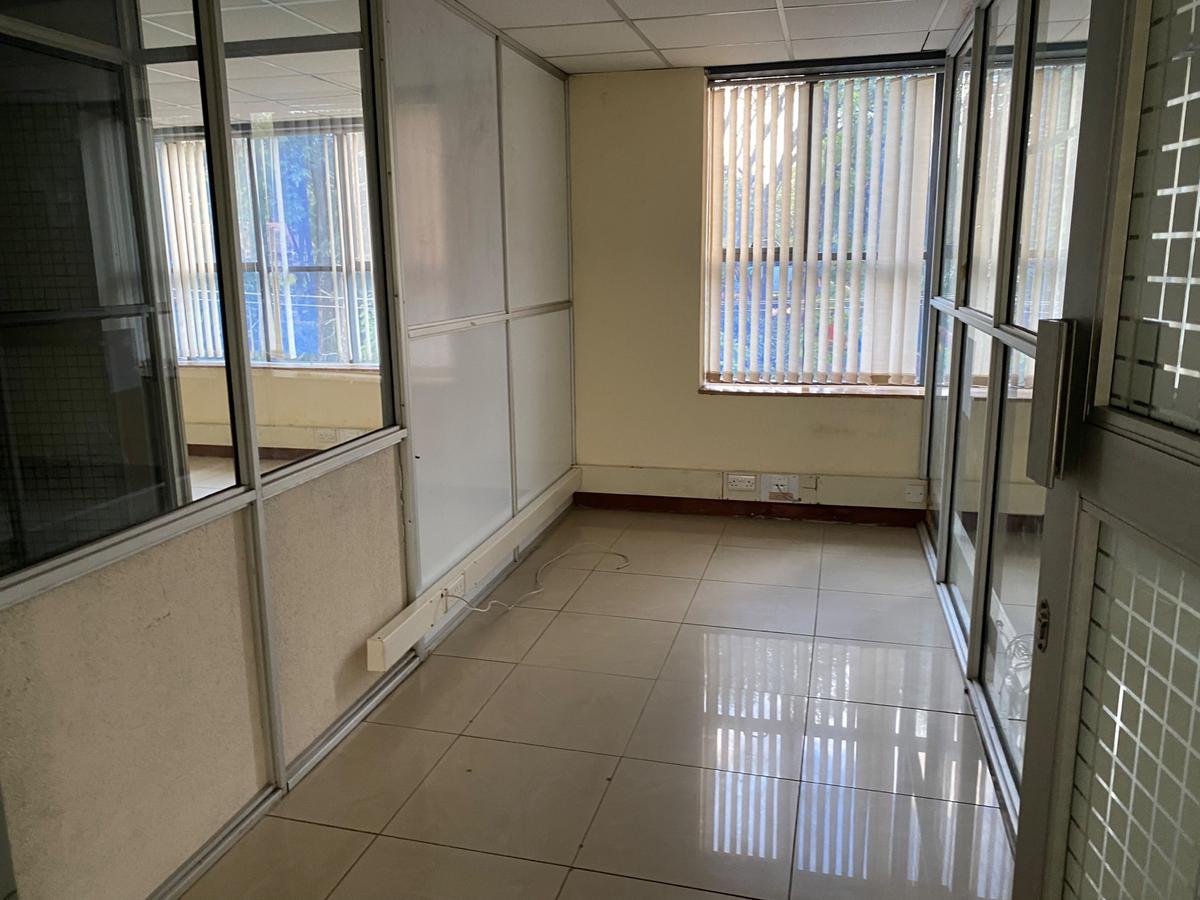 Commercial Property in Kilimani - 16