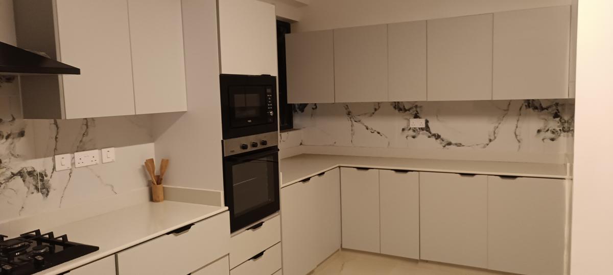 4 Bed Apartment with En Suite at Spring Valley - 7