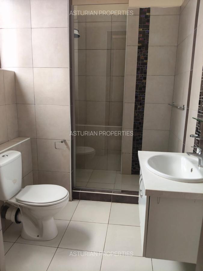 4 Bed Apartment with En Suite in Westlands Area - 11