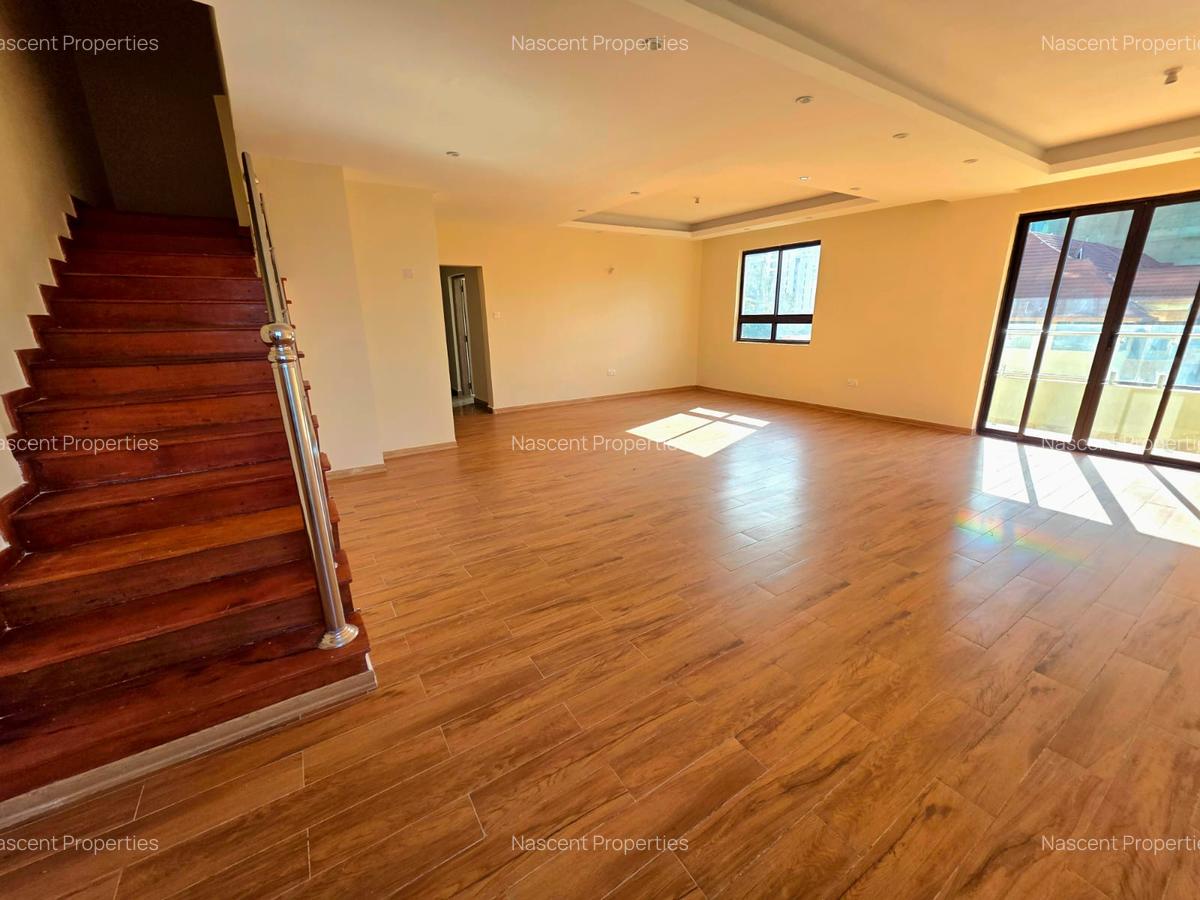 5 Bed Apartment with En Suite in Parklands - 9