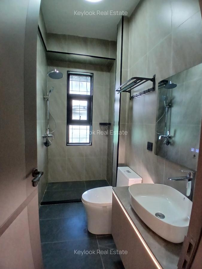 5 Bed Apartment with En Suite at Lavington - 8