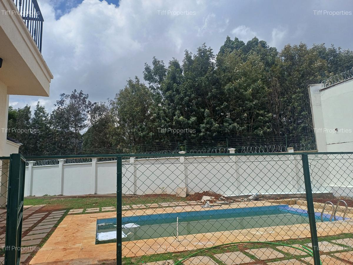 6 Bed Townhouse in Loresho - 3