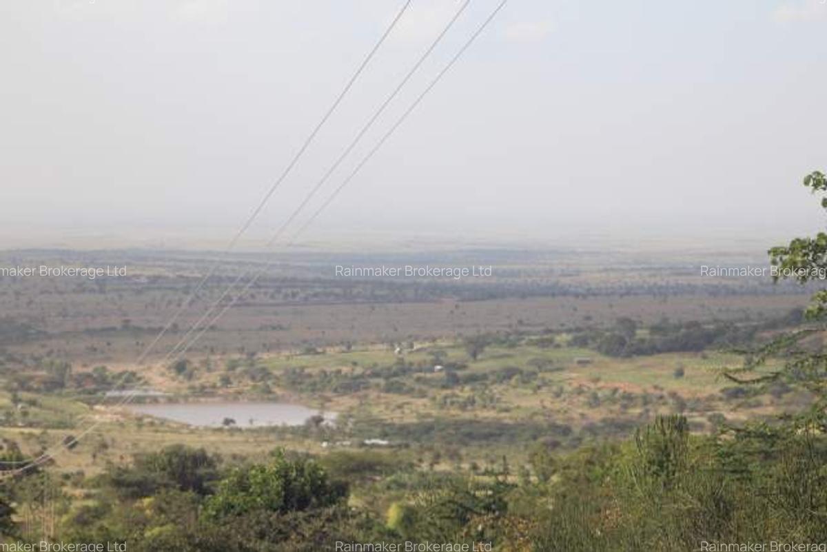 Land in Mombasa Road - 1