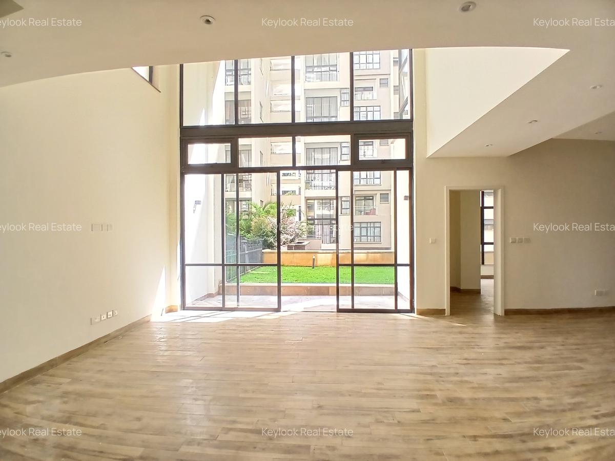 3 Bed Apartment with En Suite at Riverside Drive - 10