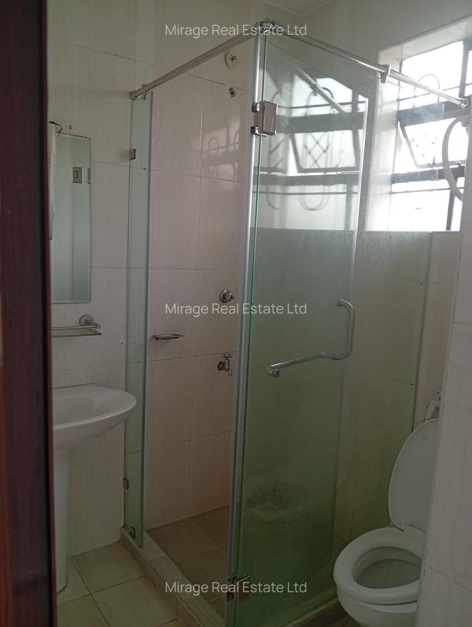 1 Bed Apartment with En Suite in Lavington - 6