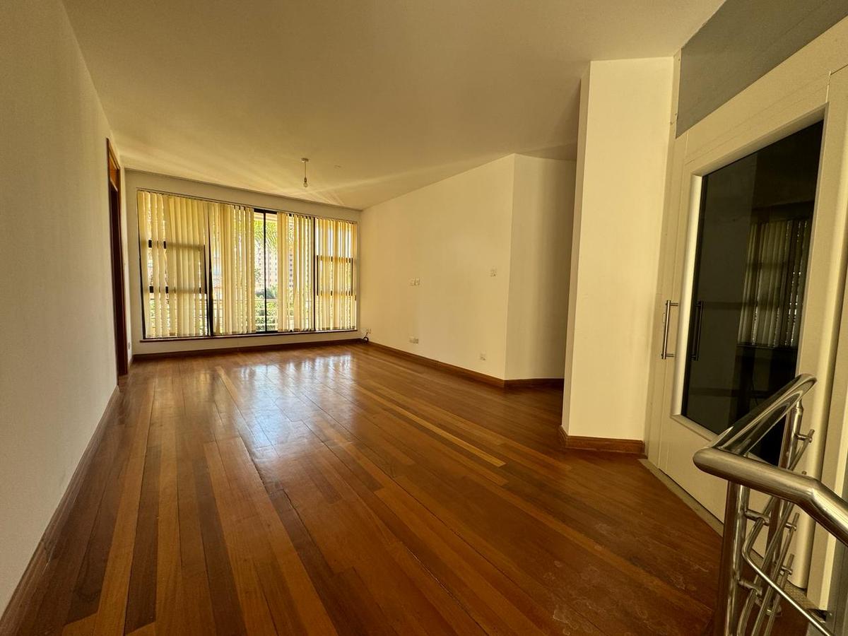 4 Bed Apartment with En Suite in General Mathenge - 20