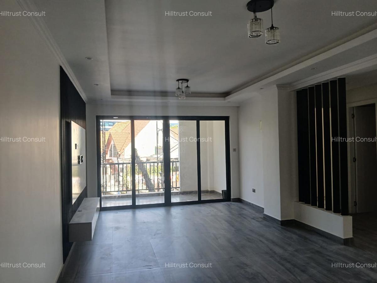 2 Bed Apartment with En Suite in Brookside - 12