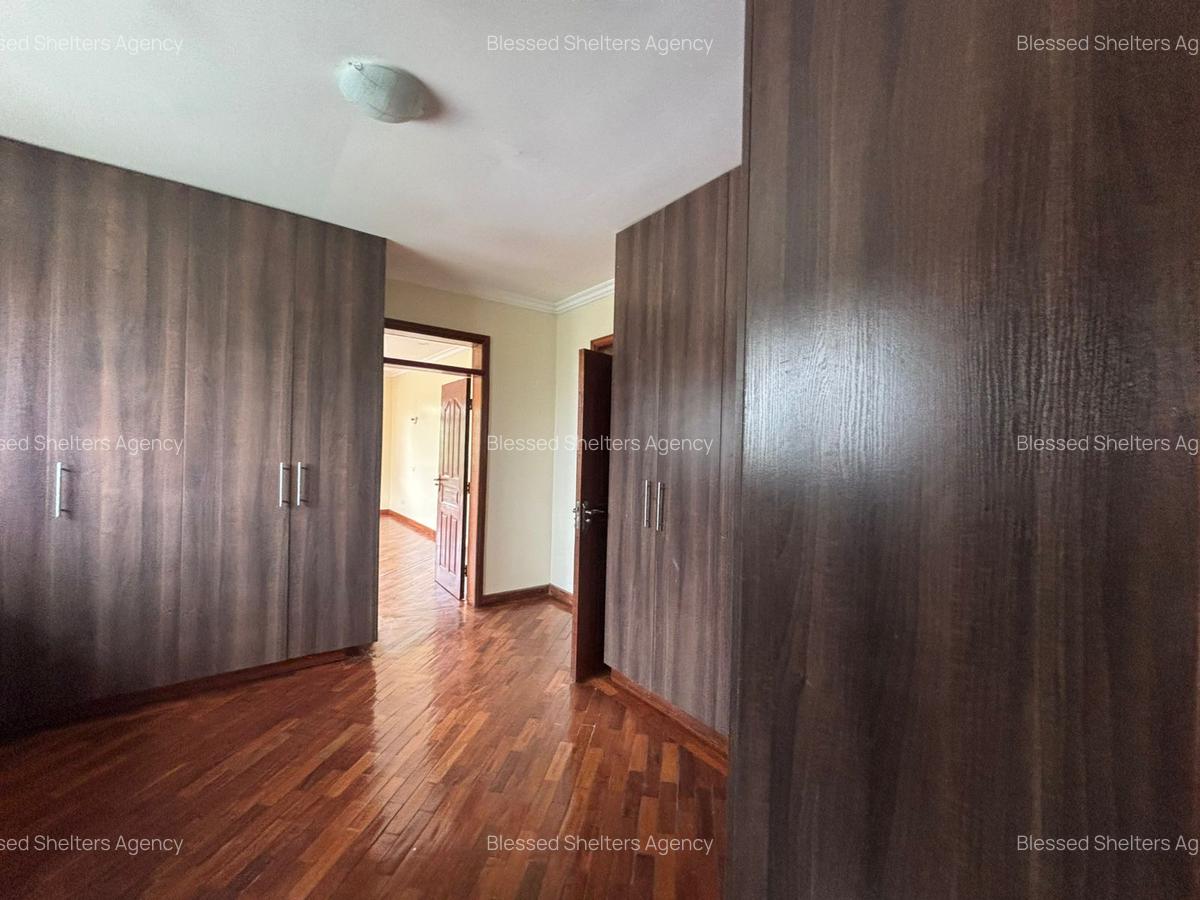 4 Bed Villa with En Suite in Kiambu Road - 11