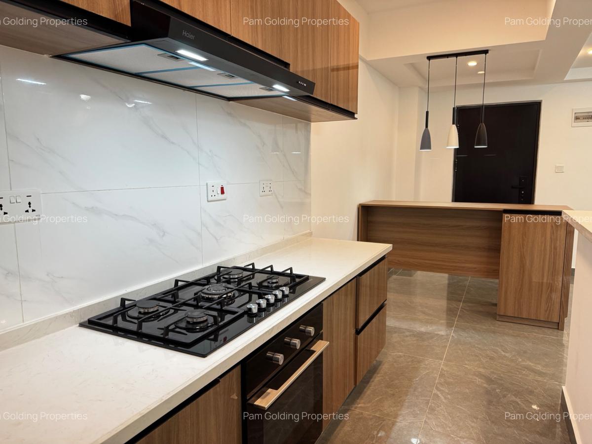 2 Bed Apartment with En Suite in Riverside - 9