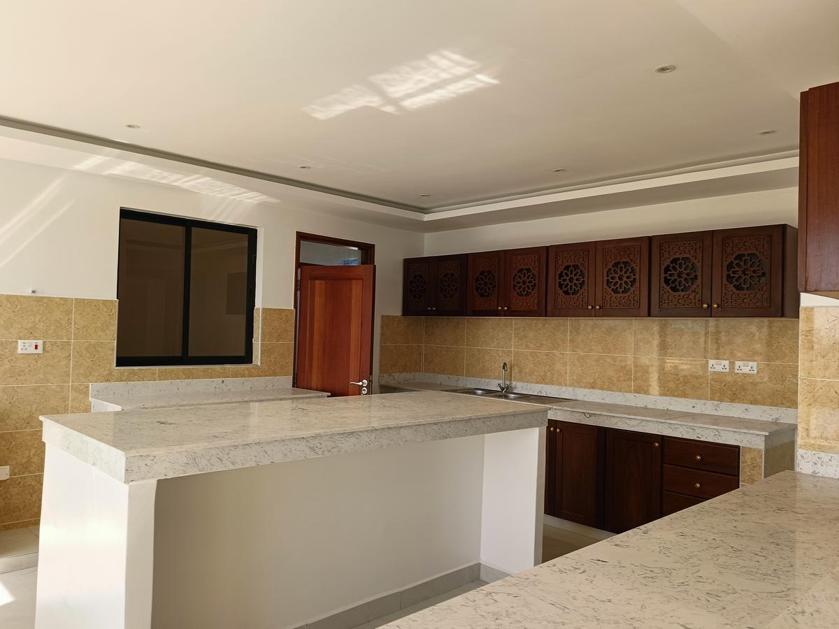 Serviced 3 Bed Apartment with En Suite at Cement Road - 2