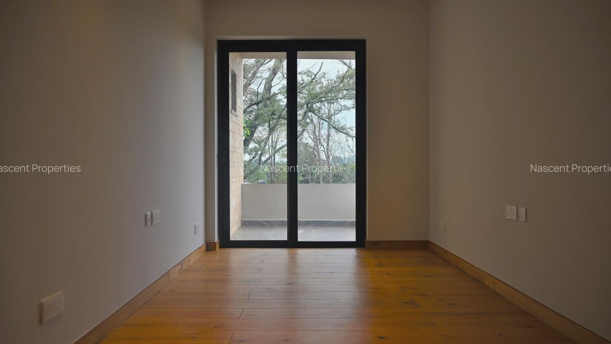 4 Bed Villa with En Suite in Loresho - 19